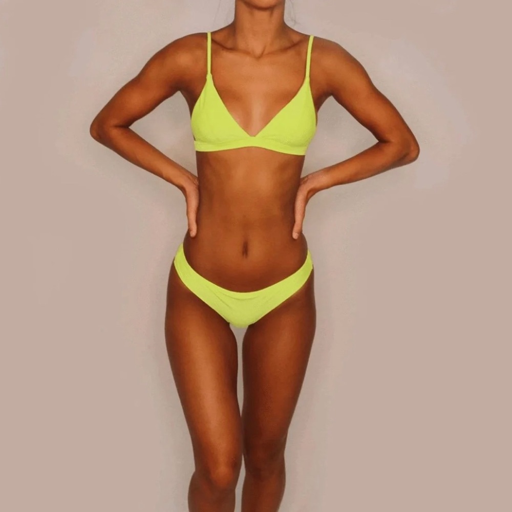 1 neon green bikini set